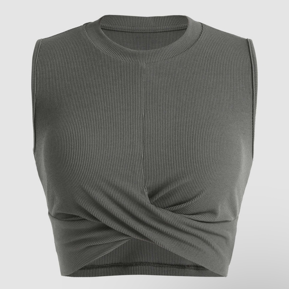 Cider cropped crew neck grey tank top. Size small.